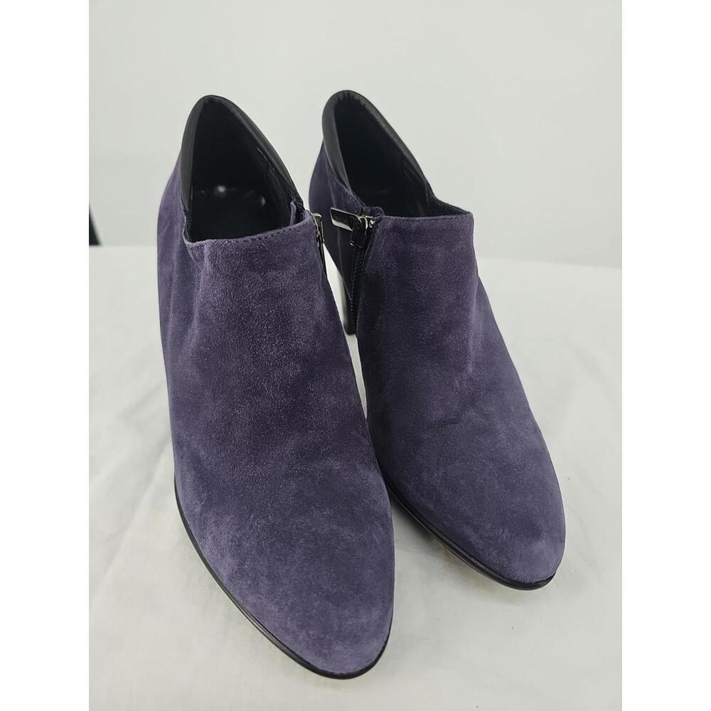Aquatalia Women’s 6.5 Dina Bootie Ankle Boot Size Side Zip Purpl Suede Witchcore